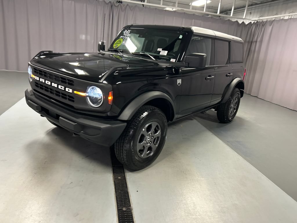 Used 2025 Ford Bronco Big Bend AWD/4WD image 3