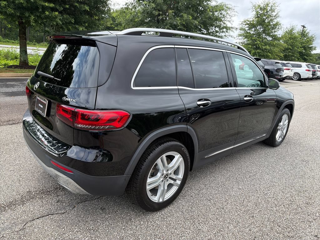 Used 2021 Mercedes-Benz GLB 250 4MATIC w/ Premium Package image 7