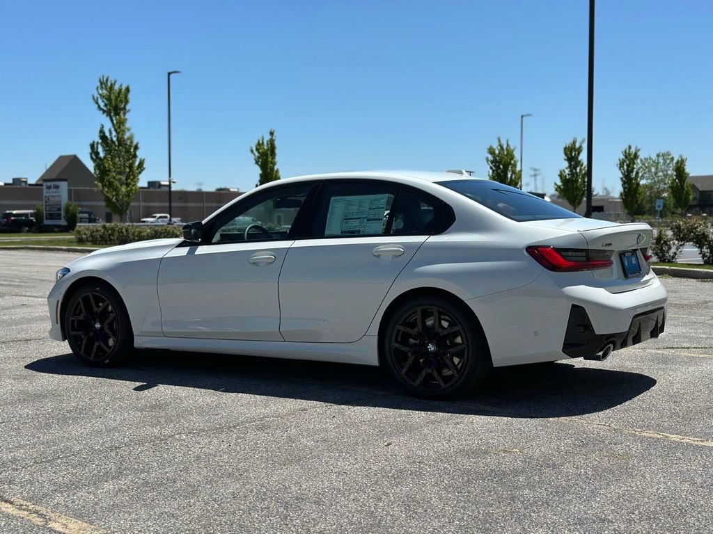 New 2026 BMW 330i xDrive Sedan w/ M Sport Package AWD/4WD image 5