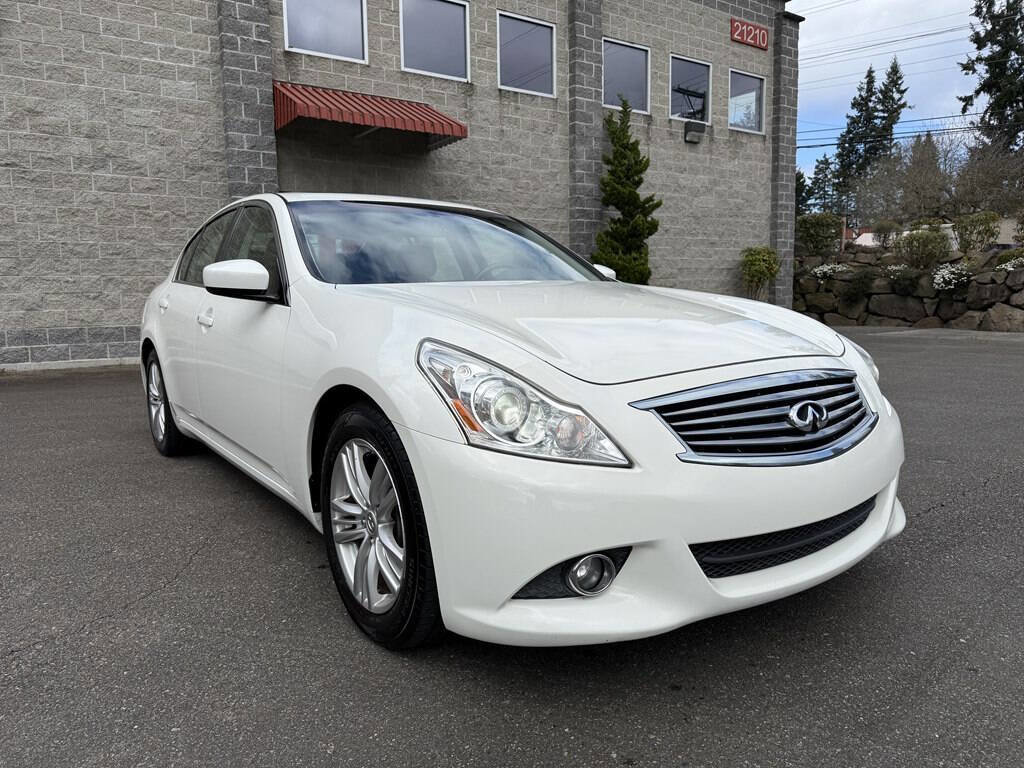 Used 2011 INFINITI G37 Journey w/ Premium Pkg image 7