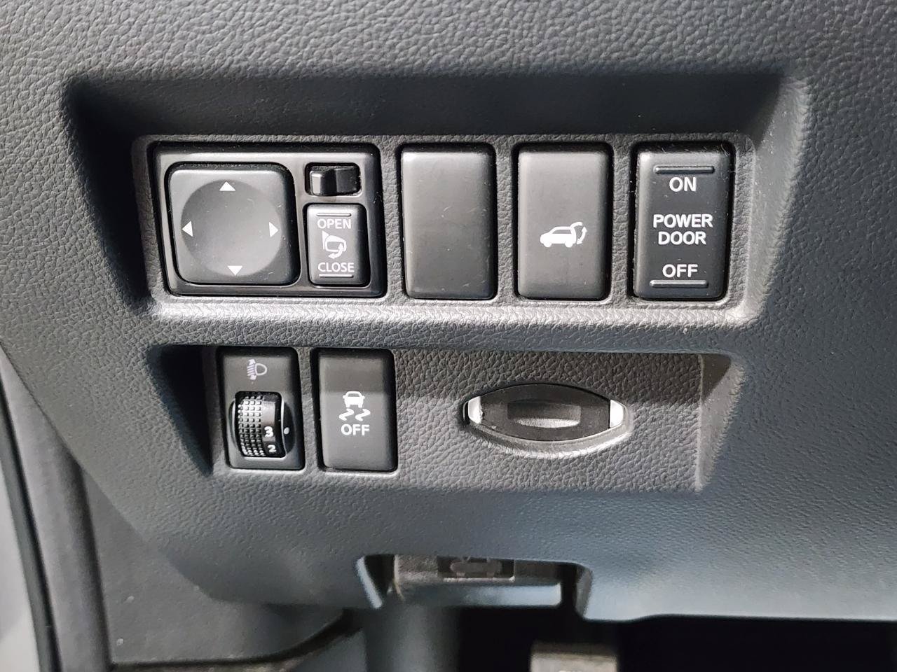 Used 2013 INFINITI FX37 AWD w/ Premium Pkg image 16