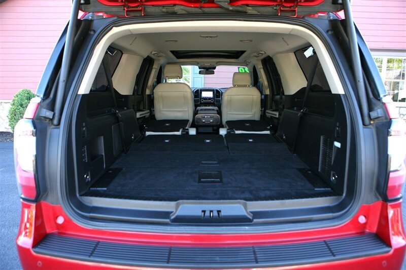 Used 2020 Ford Expedition Max Platinum AWD/4WD image 19