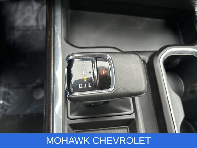 Used 2023 Chevrolet Silverado 1500 LT AWD/4WD image 16