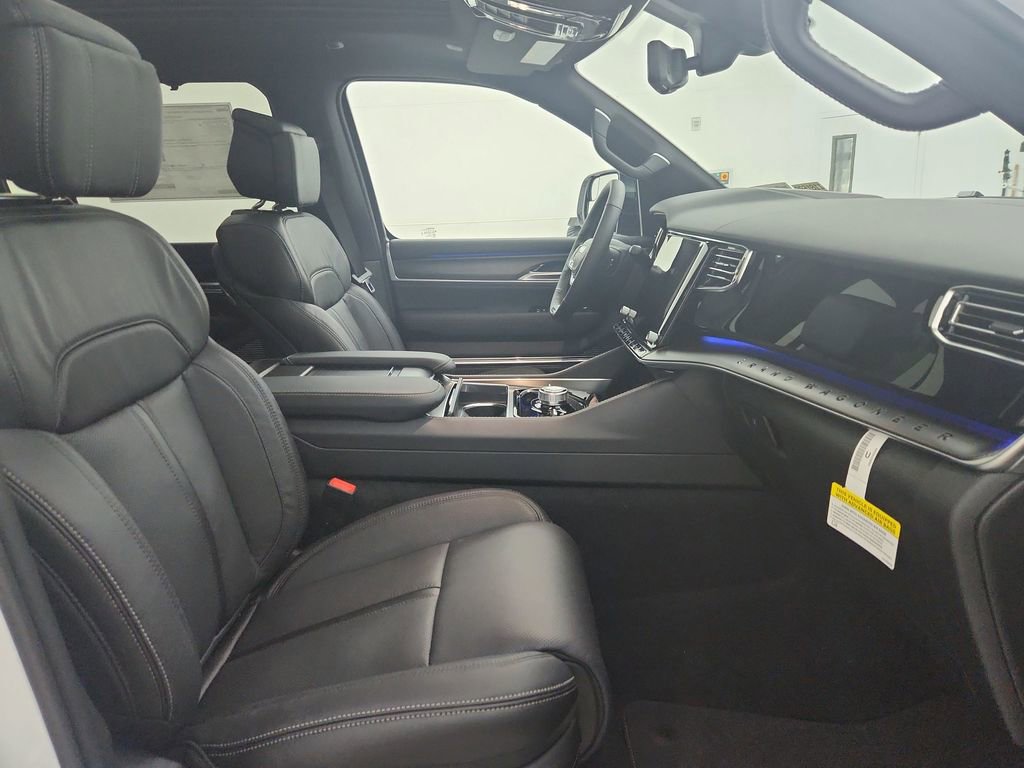 New 2026 Jeep Grand Wagoneer L Summit AWD/4WD image 33