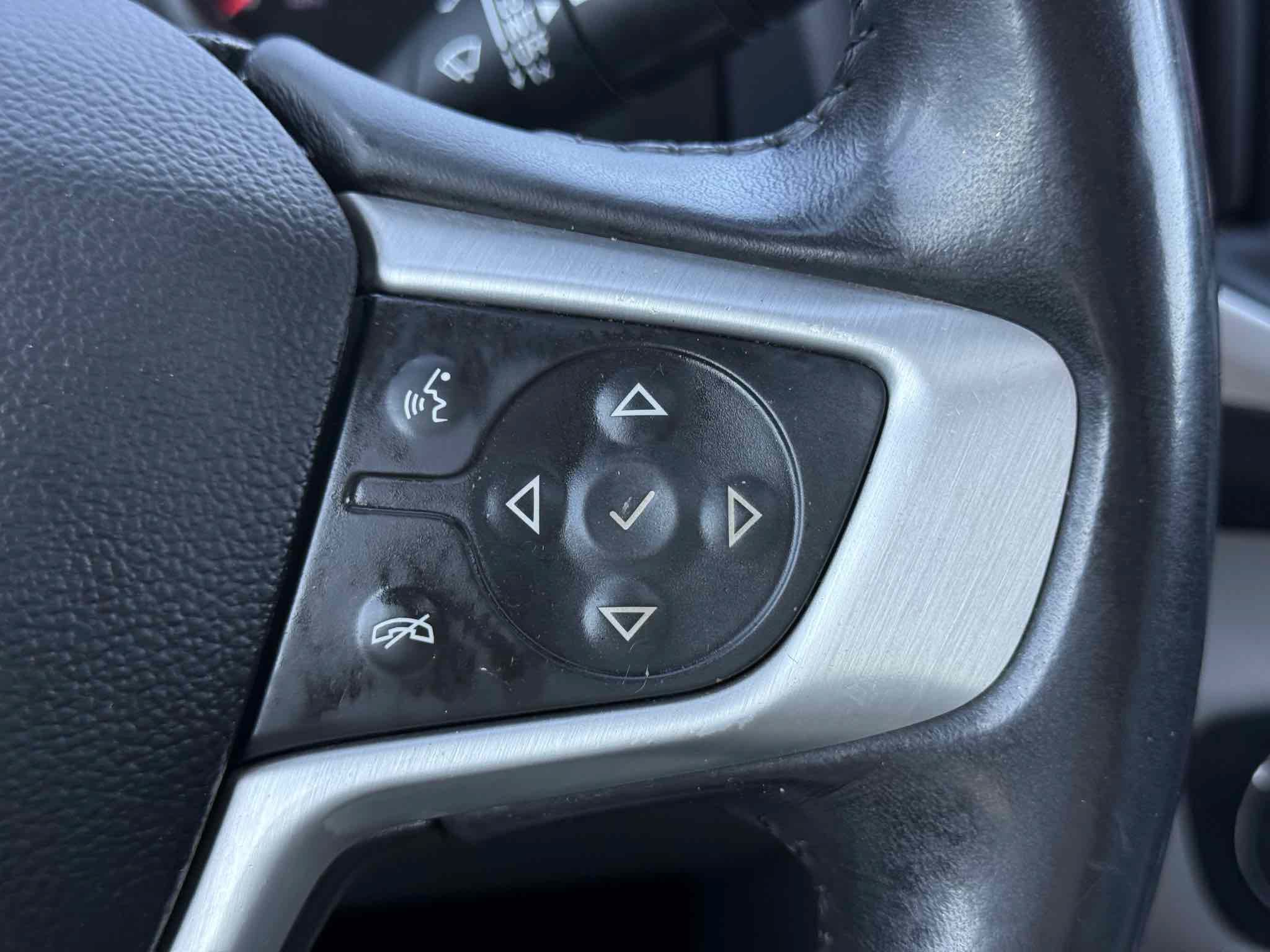 Used 2019 GMC Terrain SLE w/ Driver Convenience Package FWD image 19