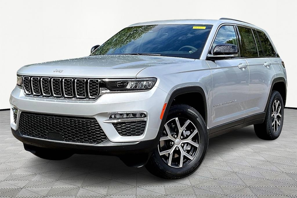 New 2025 Jeep Grand Cherokee Limited w/ Trailer Tow Package image 2
