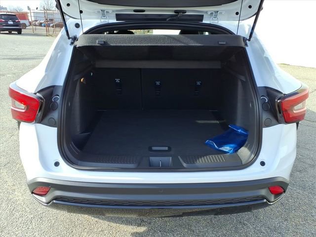 New 2026 Chevrolet Trax RS w/ Sunroof Package image 4