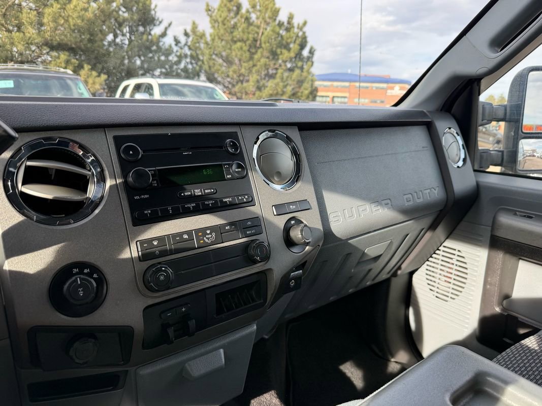 Used 2011 Ford F350 XLT w/ XLT Interior Pkg image 25