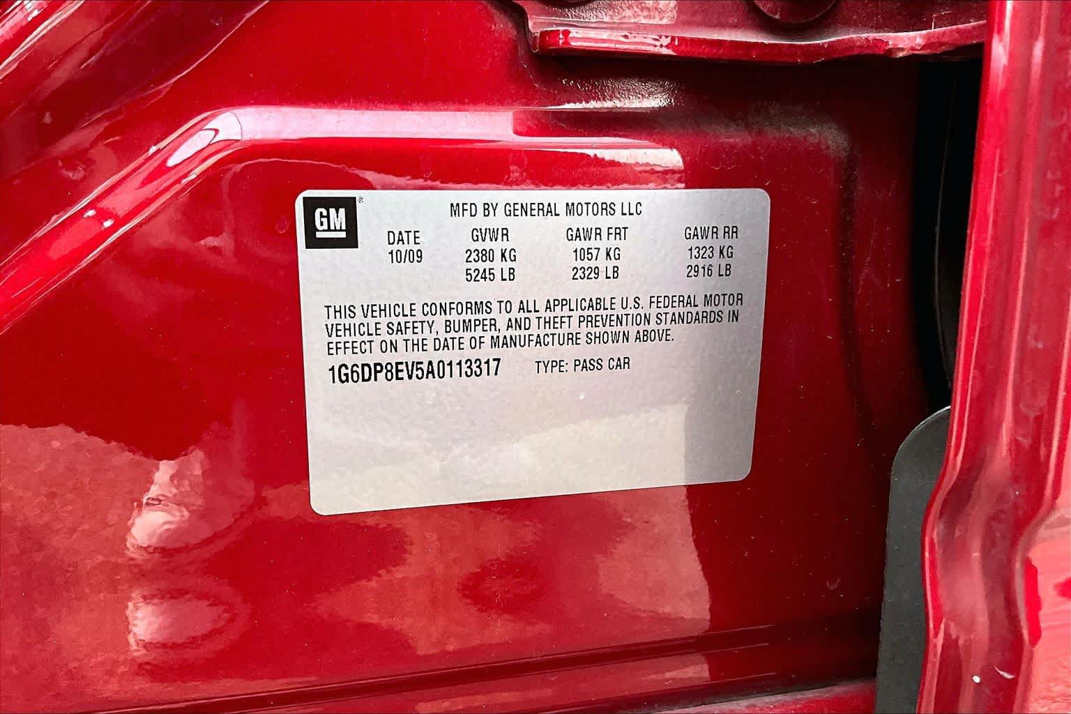 Used 2010 Cadillac CTS Premium RWD image 36