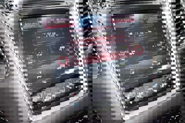 Used 2014 Acura RLX image 16