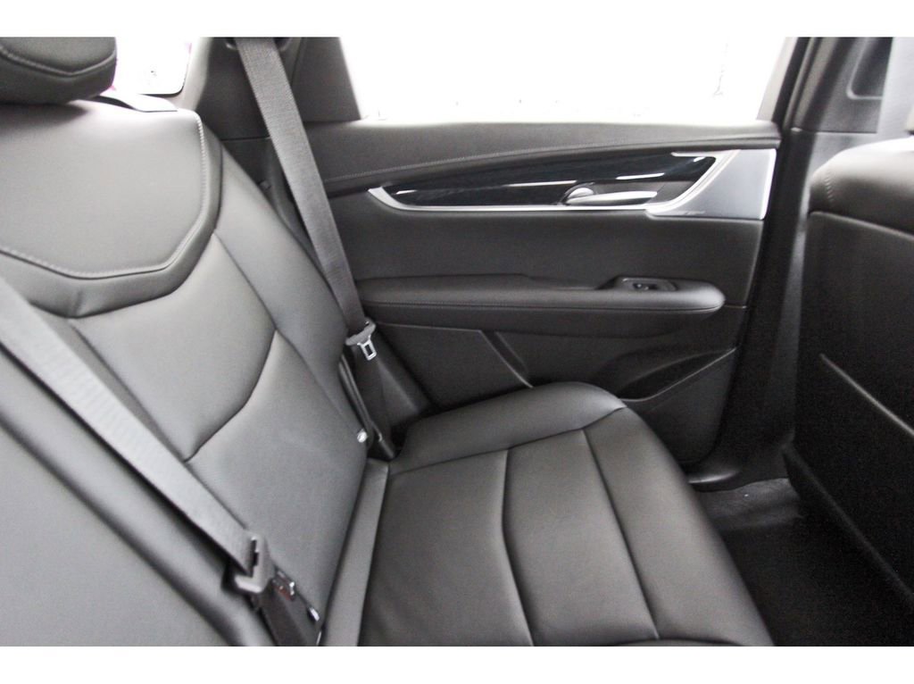 New 2026 Cadillac XT5 Premium Luxury image 11