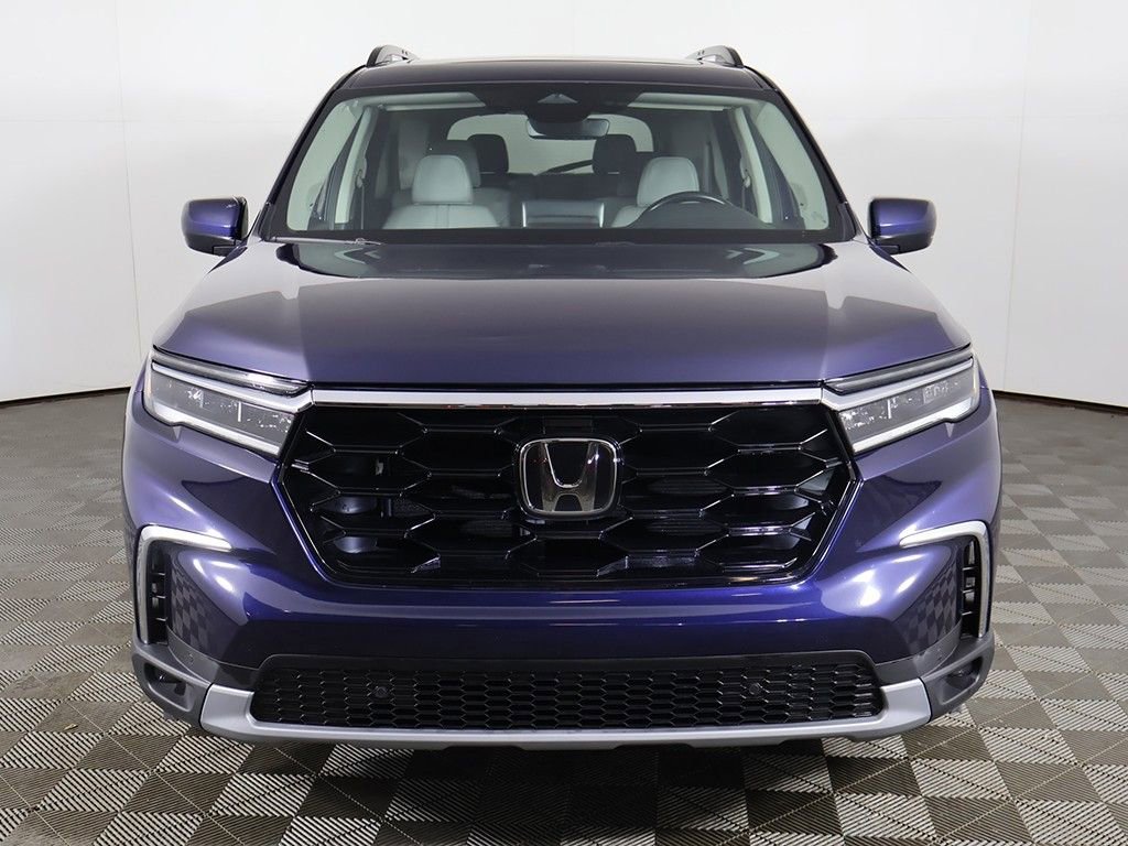 Used 2023 Honda Pilot Touring image 13