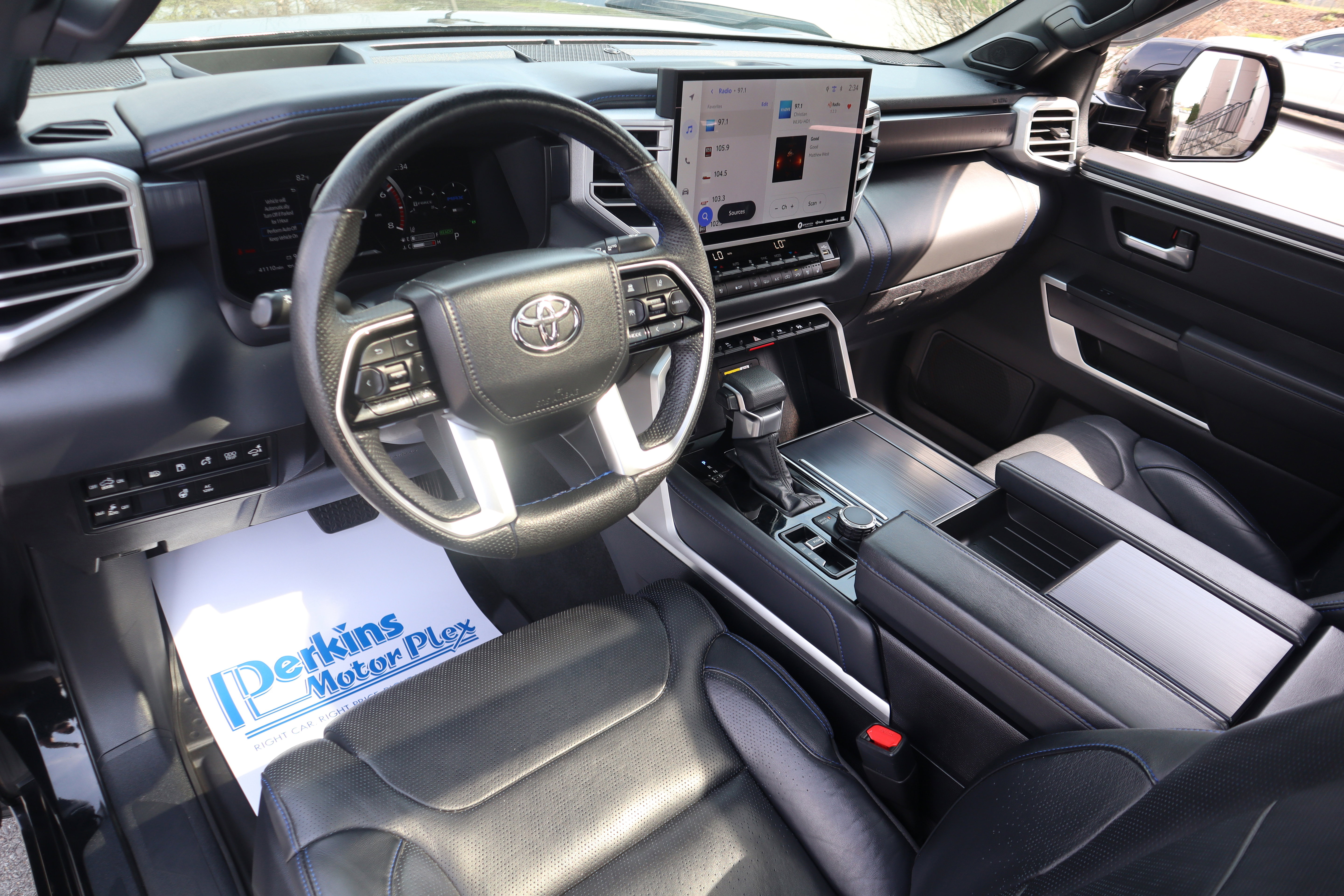 Used 2023 Toyota Tundra Platinum w/ Advanced Package image 36