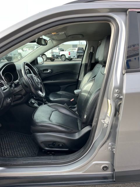 Used 2019 Jeep Compass Limited image 27