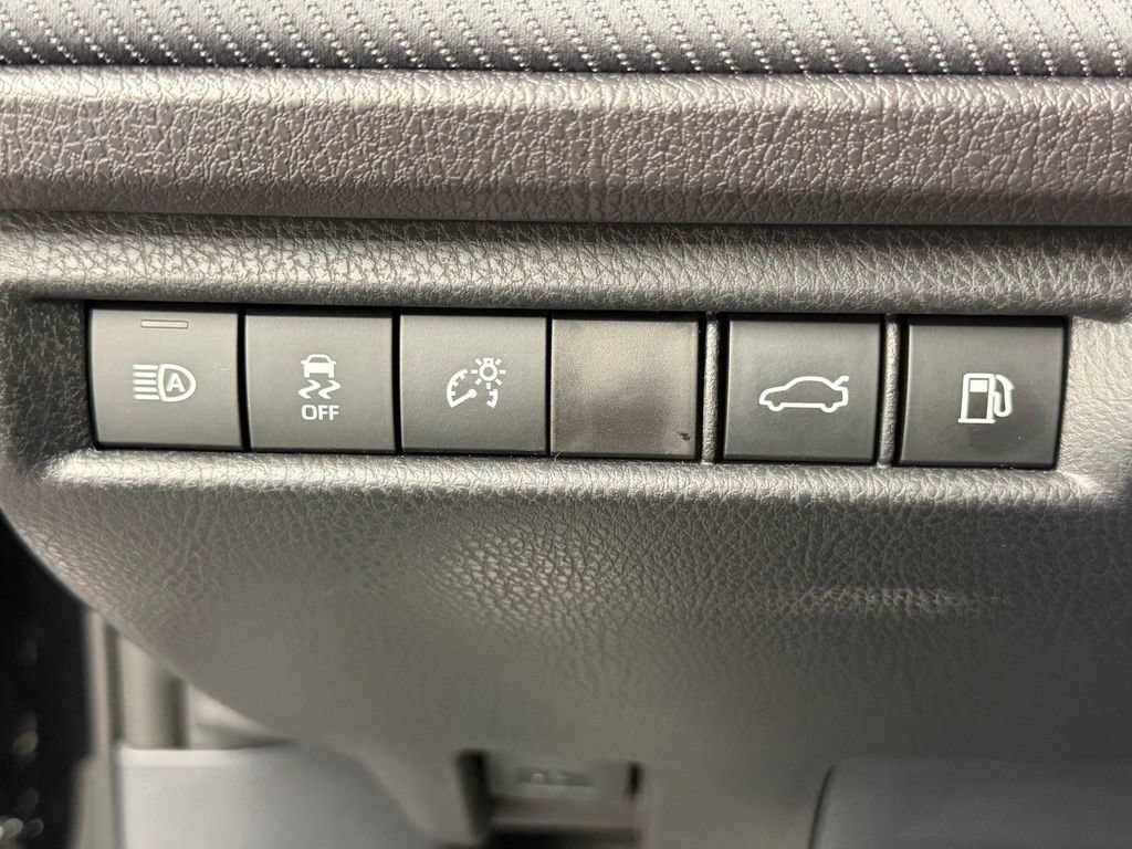 Used 2026 Toyota Camry SE FWD image 29