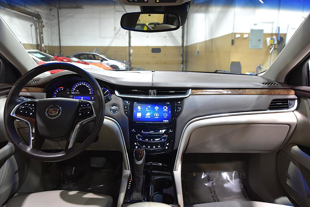 Used 2013 Cadillac XTS Luxury w/ Driver Awareness Package FWD image 31