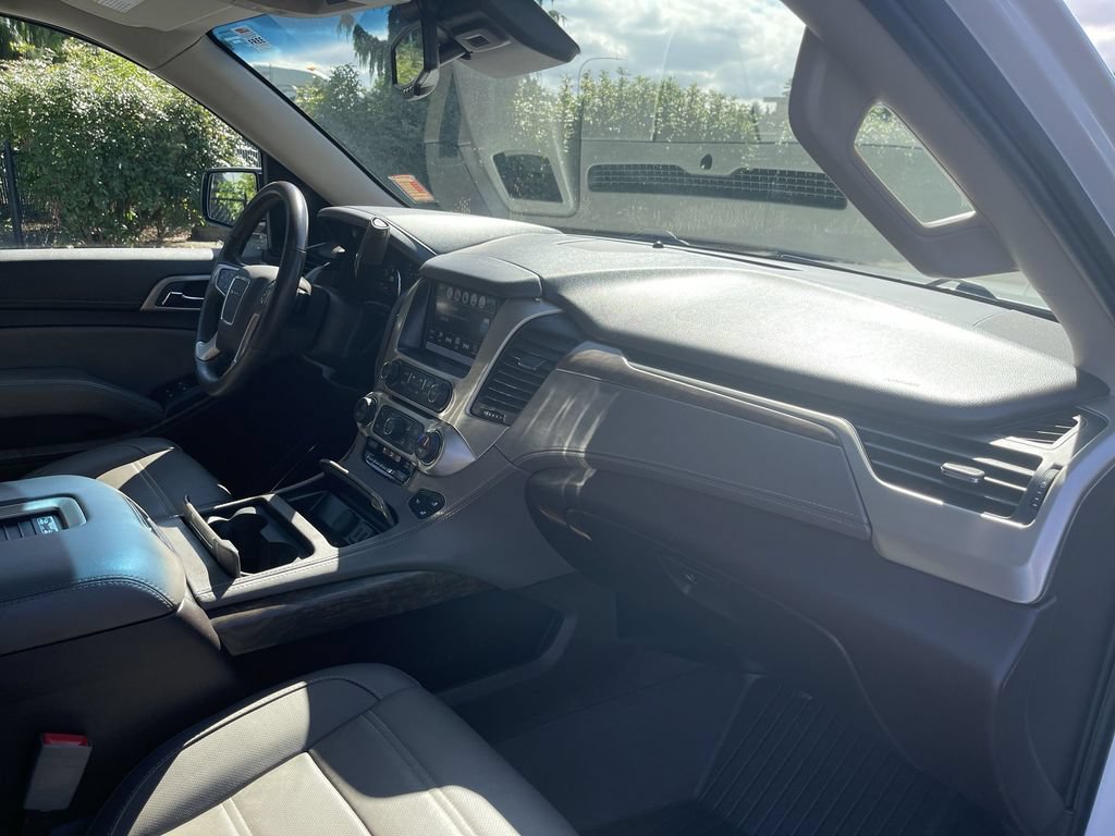 Used 2018 GMC Yukon XL Denali w/ Open Road Package AWD/4WD image 30