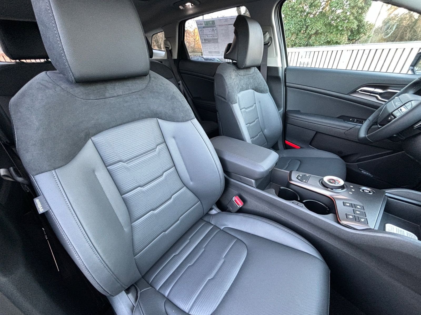New 2026 Kia Sportage SX Prestige AWD/4WD image 16