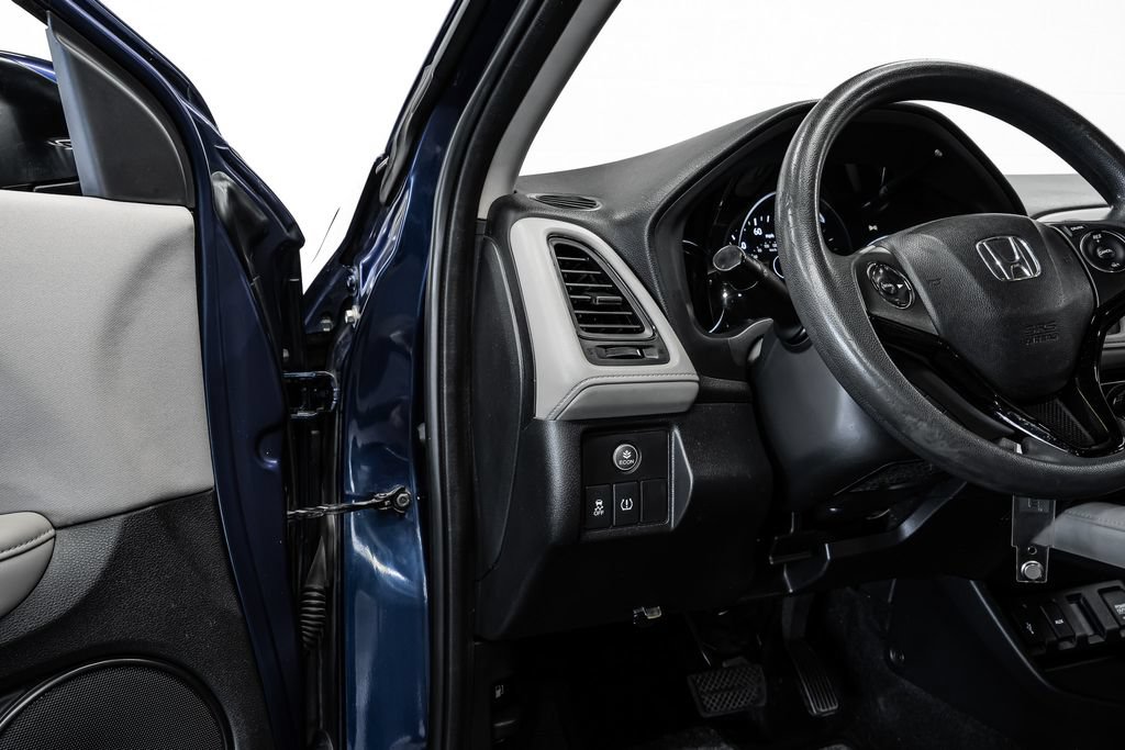 Used 2016 Honda HR-V LX image 21