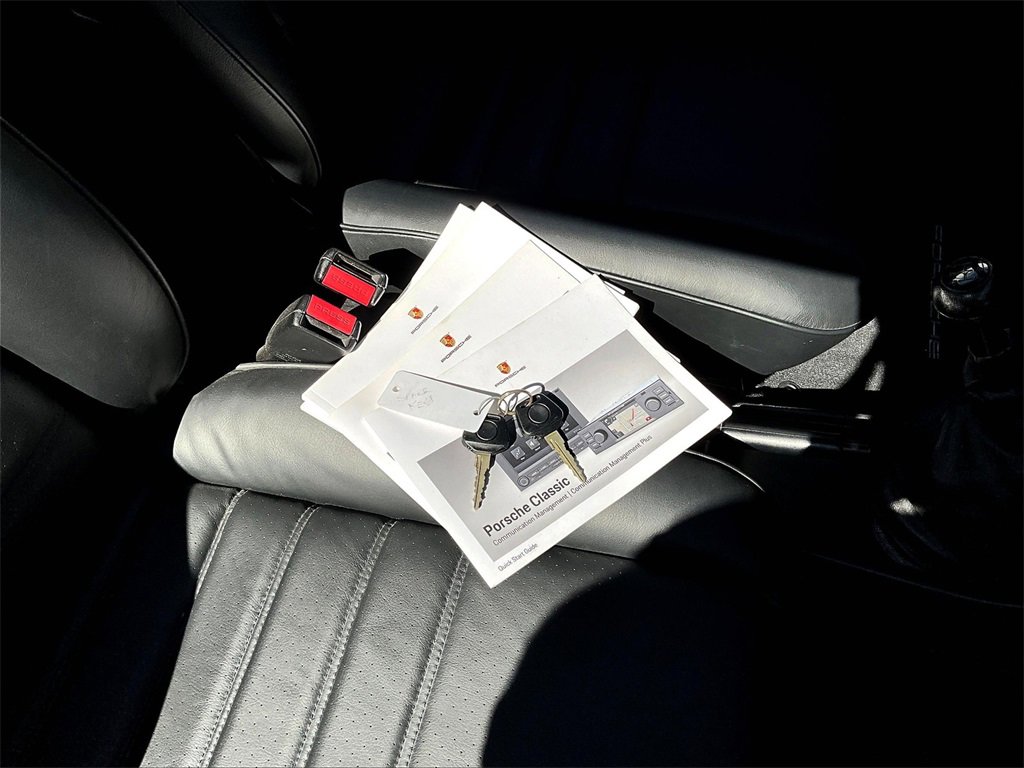 Used 1986 Porsche 911 Carrera image 16