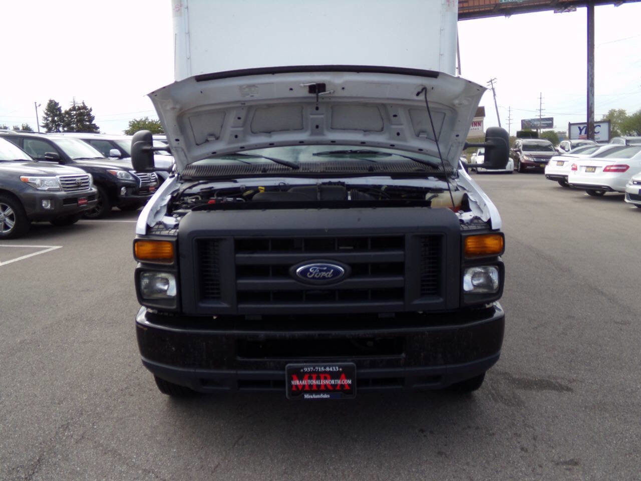 Used 2017 Ford E-450 and Econoline 450 Super Duty w/ Power Windows & Locks Group image 20