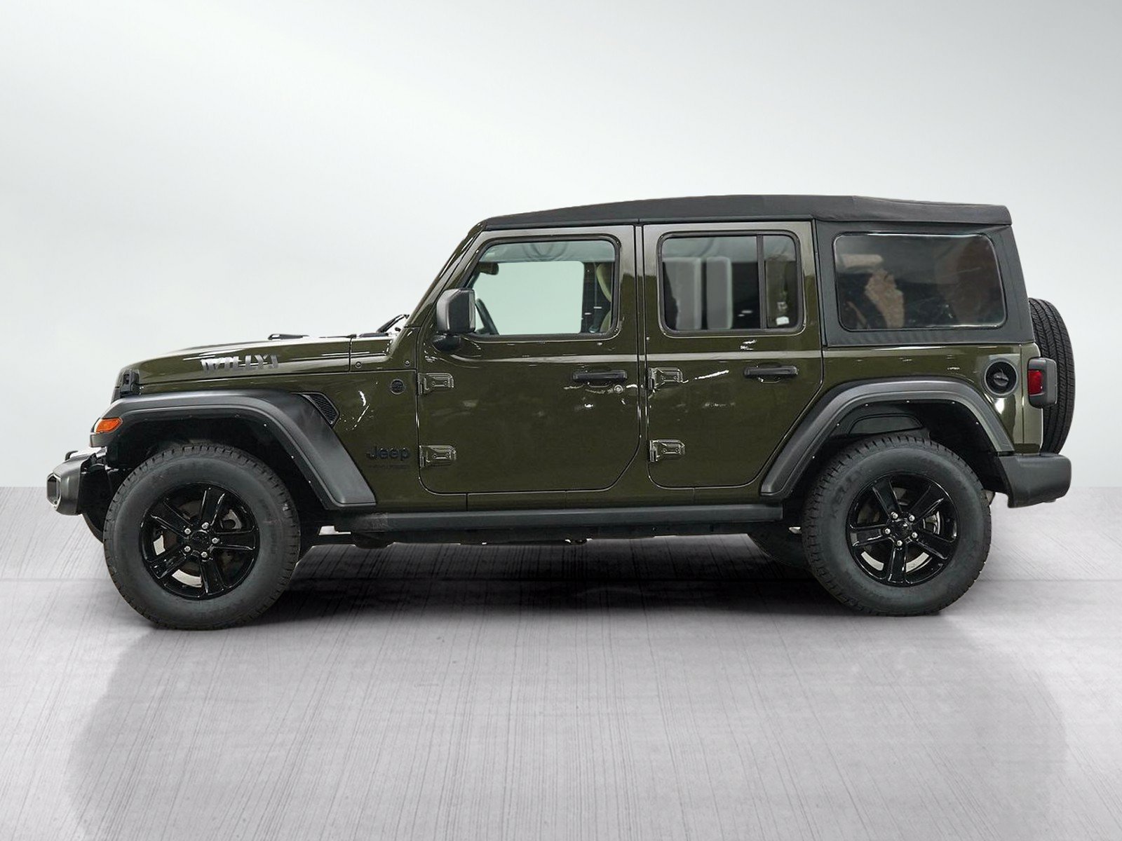Used 2022 Jeep Wrangler Unlimited Sport AWD/4WD image 2
