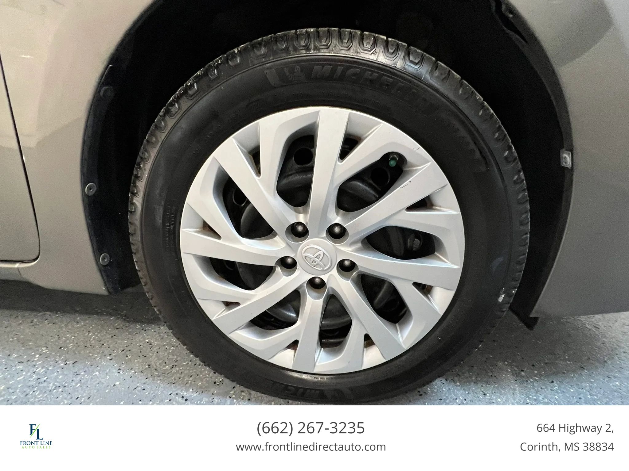 Used 2017 Toyota Corolla LE FWD image 10