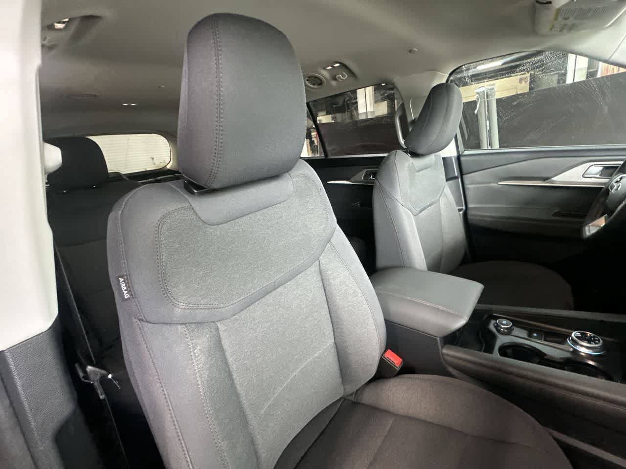 Used 2026 Ford Explorer Active RWD image 27