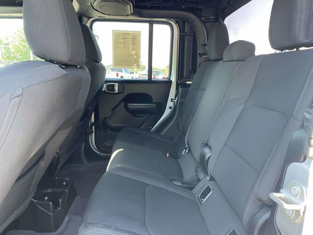 Used 2023 Jeep Gladiator Sport AWD/4WD image 10