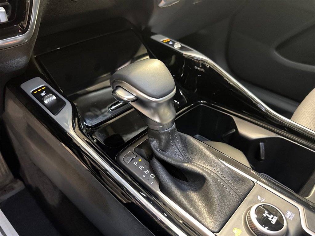 Certified 2023 Kia Sorento SX image 21