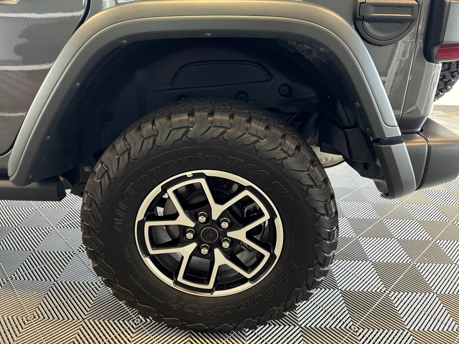 Used 2026 Jeep Wrangler Unlimited Rubicon AWD/4WD image 7