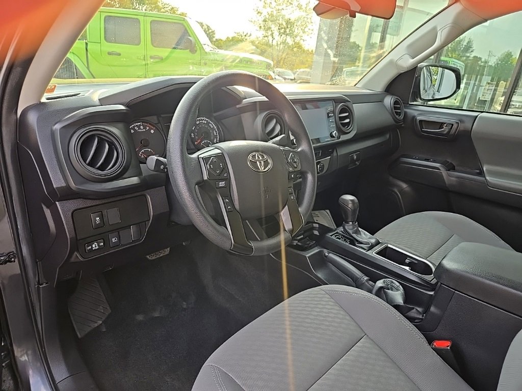 Used 2022 Toyota Tacoma SR image 40