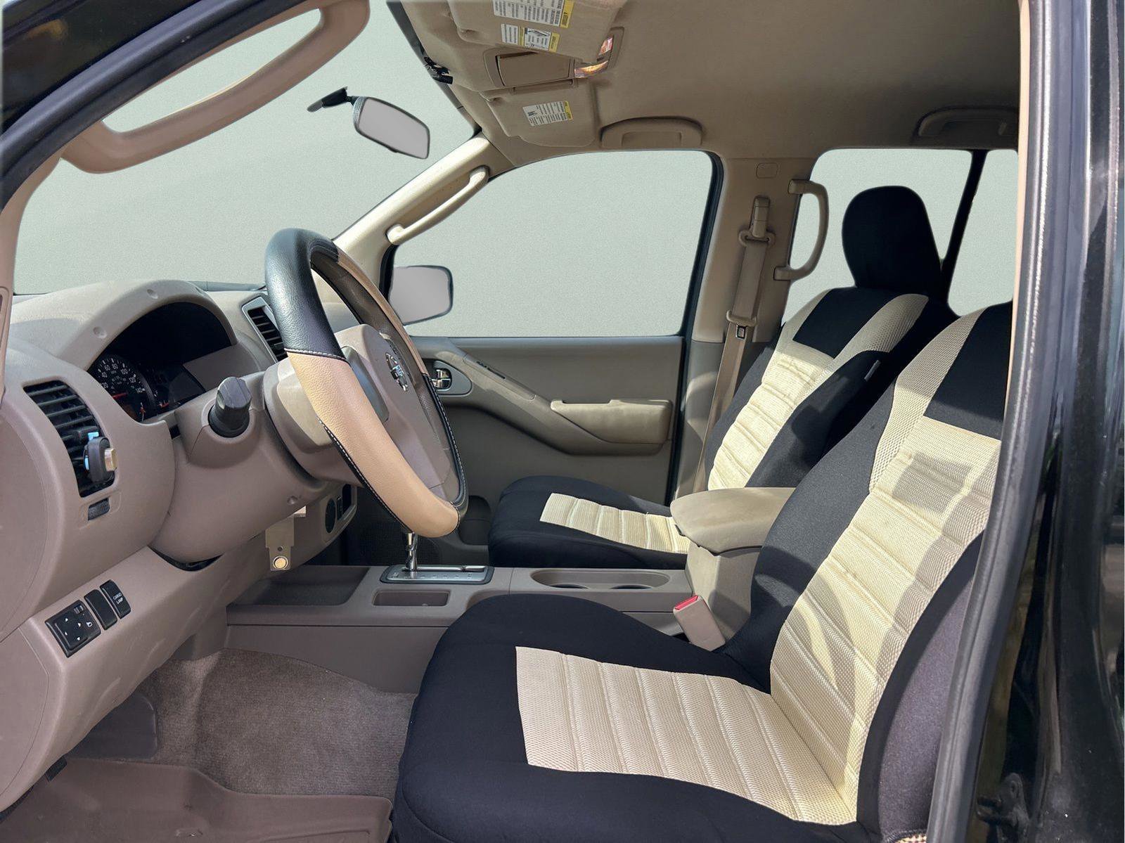 Used 2010 Nissan Frontier SE RWD image 9