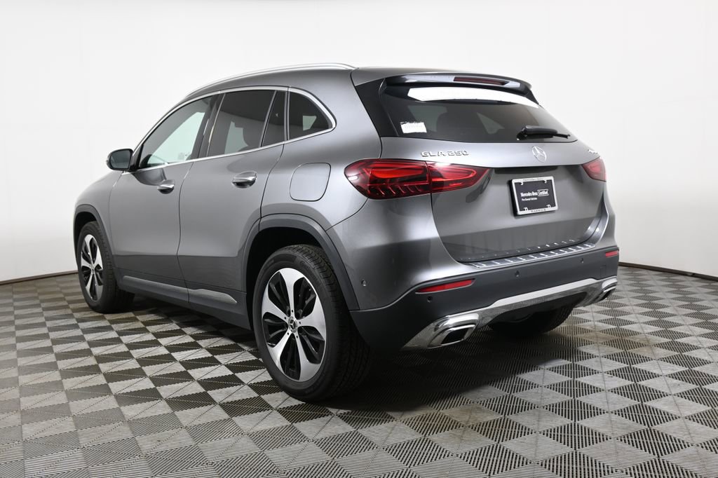 Certified 2026 Mercedes-Benz GLA 250 4MATIC image 5