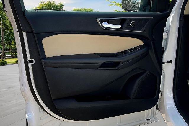 Certified 2020 Ford Edge SE image 22
