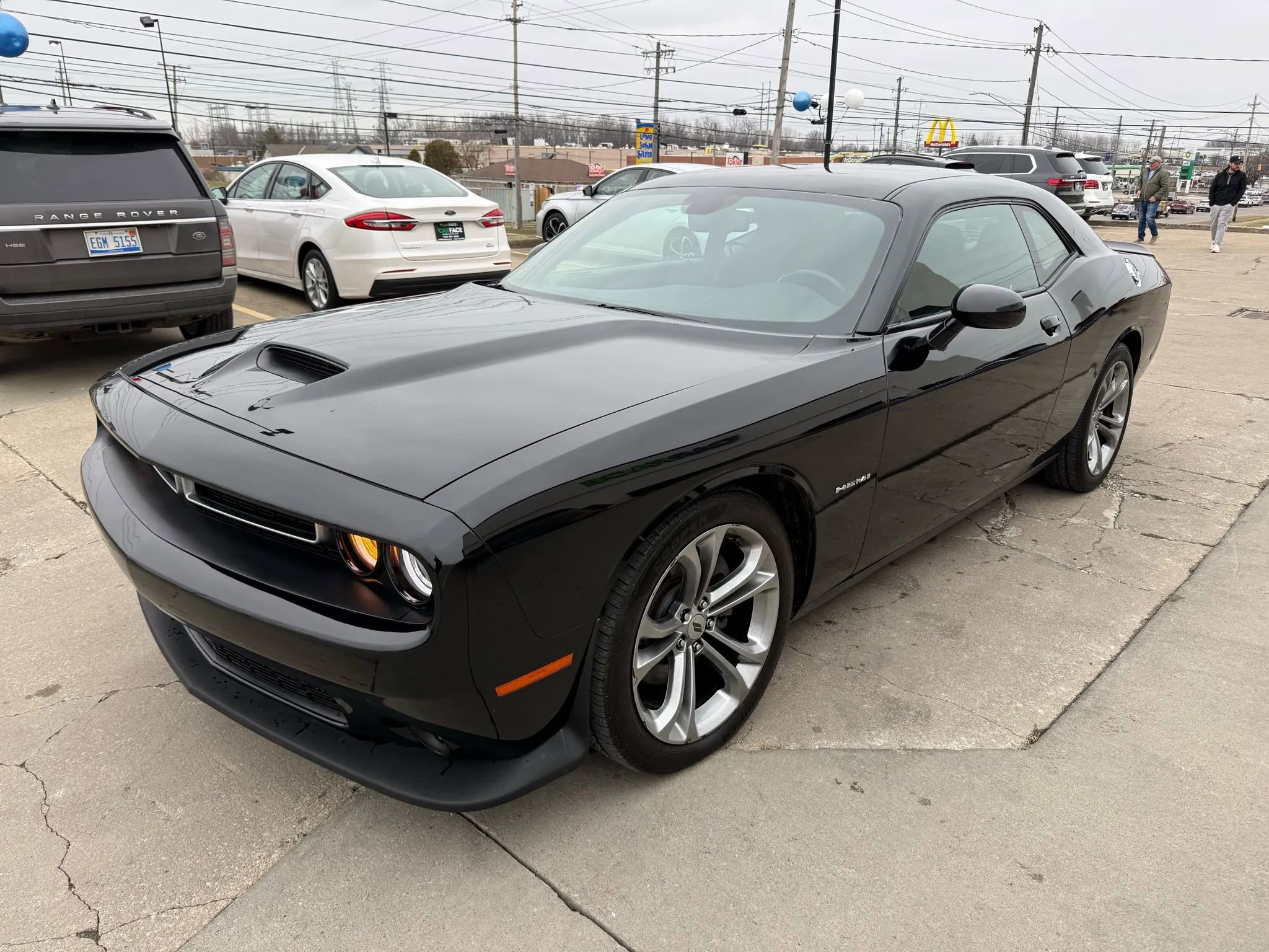Used 2020 Dodge Challenger R/T RWD image 5