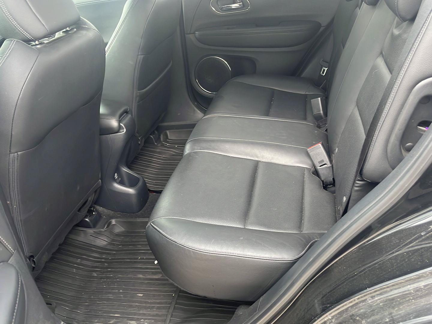 Used 2019 Honda HR-V EX-L image 8