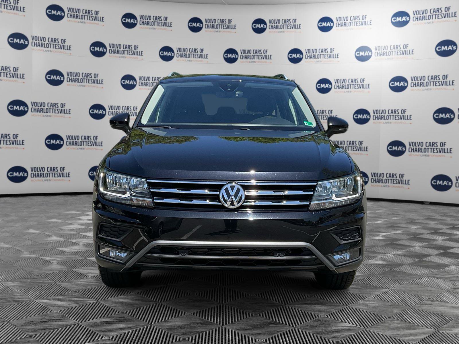 Used 2020 Volkswagen Tiguan SEL AWD/4WD image 8