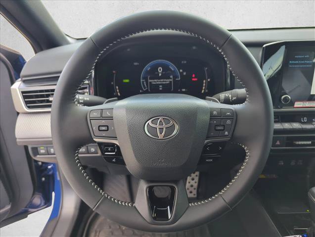 Used 2026 Toyota Camry SE FWD image 17