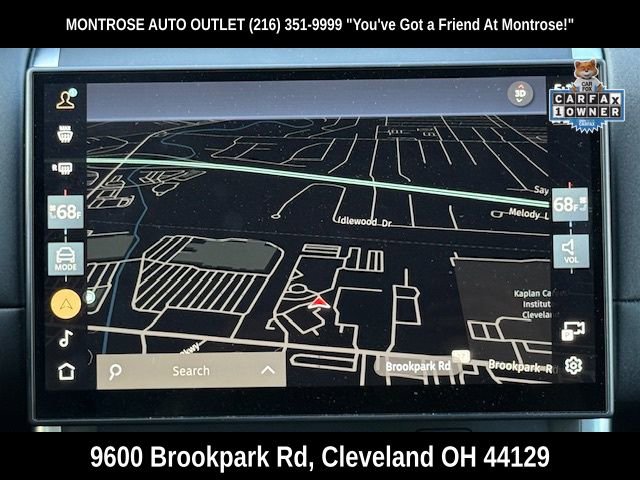 Used 2025 Land Rover Discovery Sport S image 19