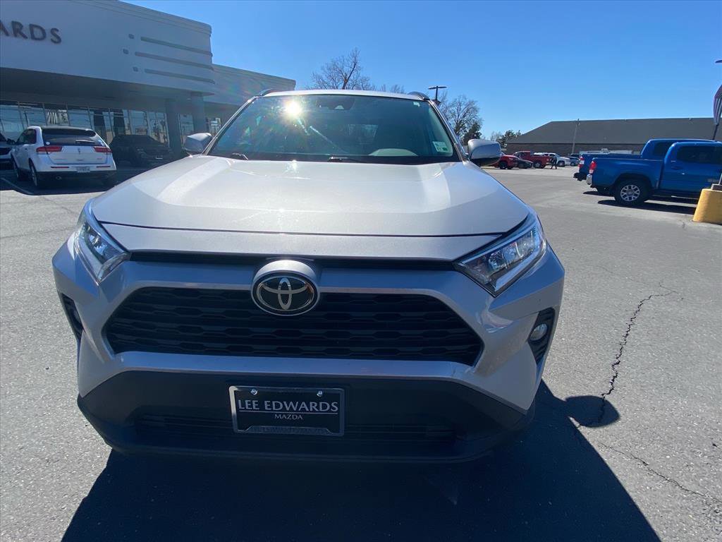Used 2021 Toyota RAV4 XLE w/ XLE Grade Weather Package image 2