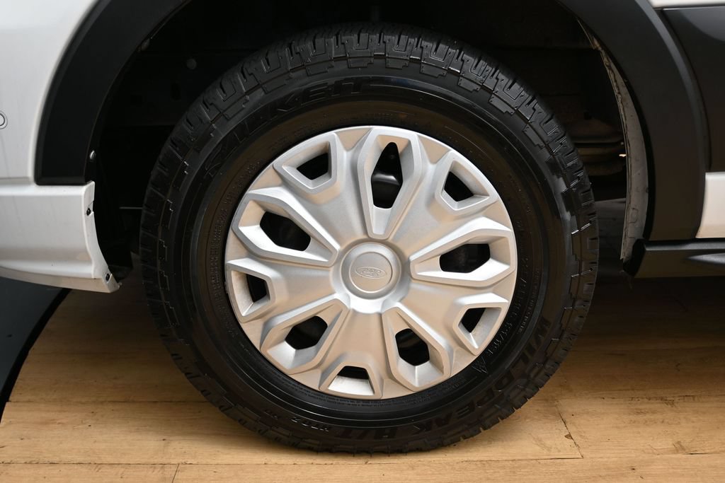 Used 2022 Ford Transit 350 XLT RWD image 8