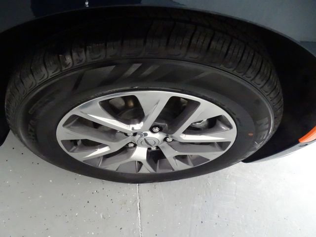 Certified 2023 Chrysler Pacifica Pinnacle image 33