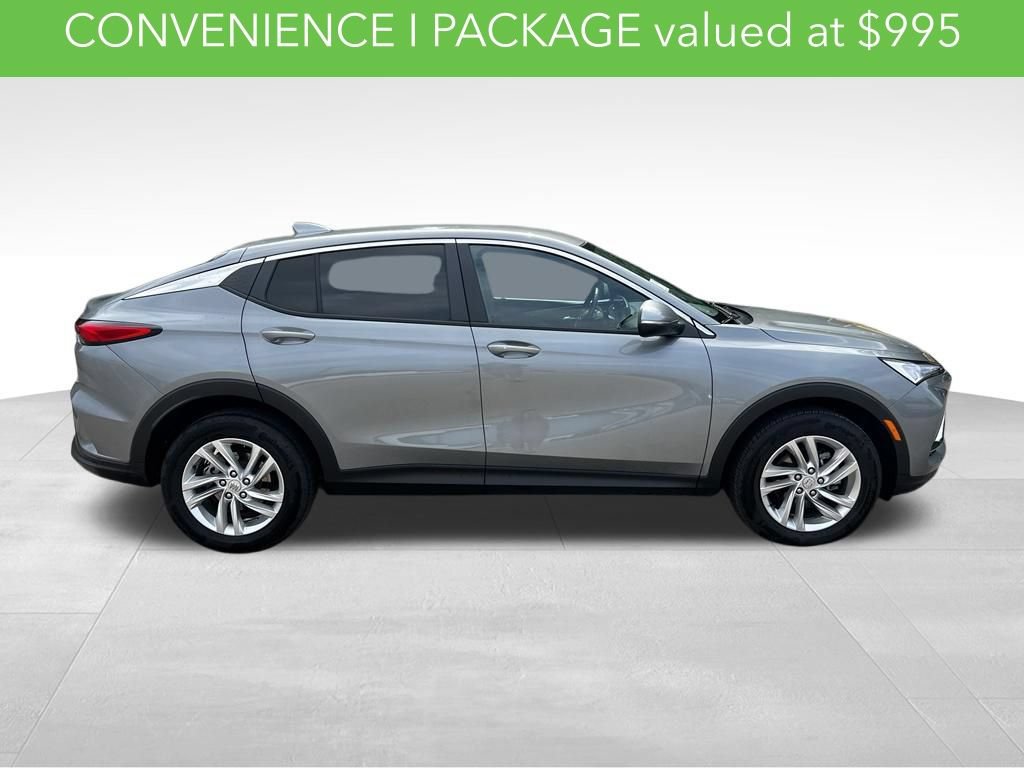 Used 2025 Buick Envista Preferred w/ Convenience I Package FWD image 3