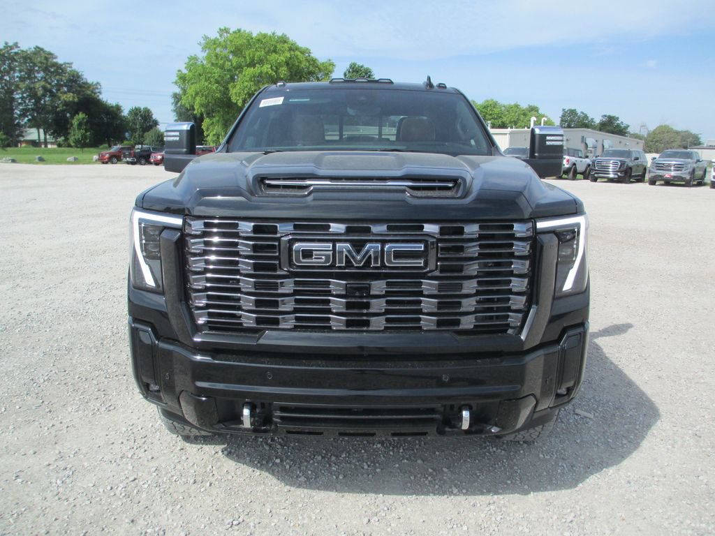 New 2026 GMC Sierra 2500 Denali Ultimate AWD/4WD image 12