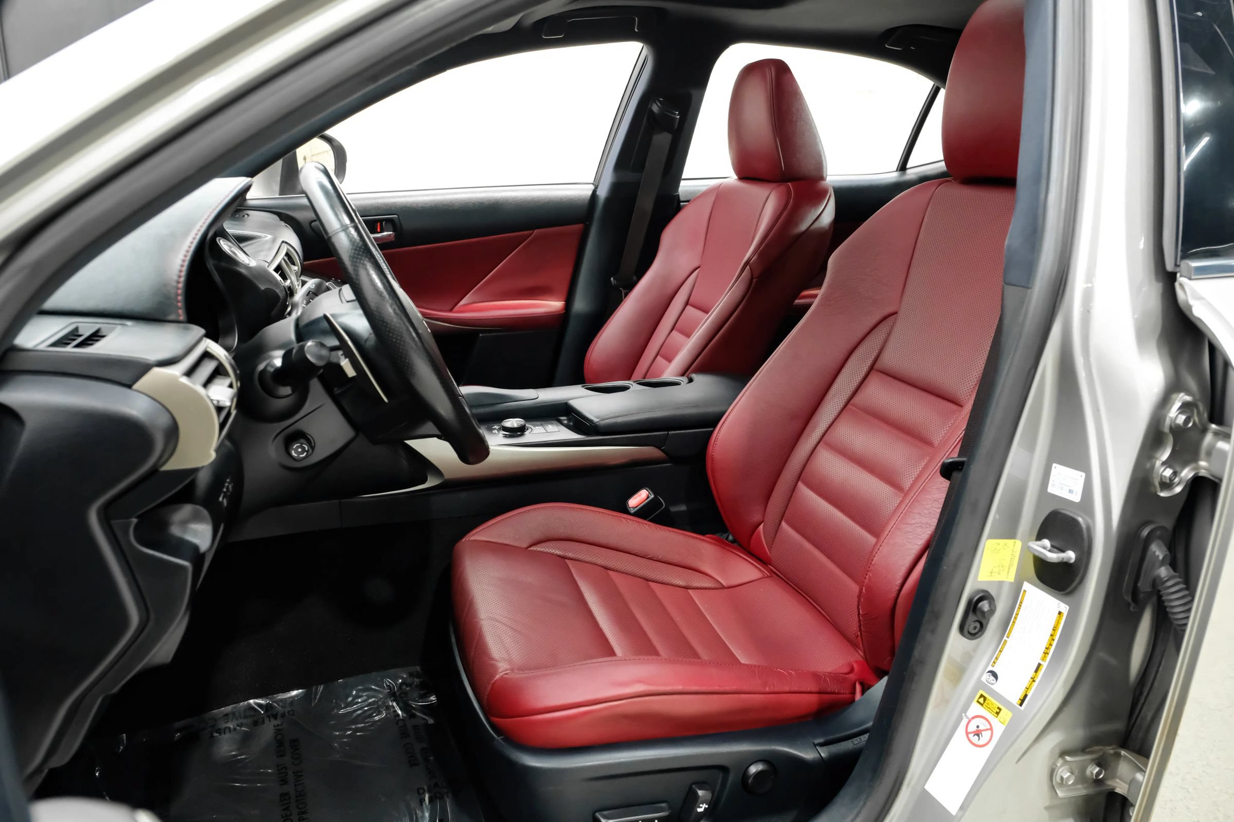 Used 2015 Lexus IS 350 w/ F-Sport Package RWD image 32