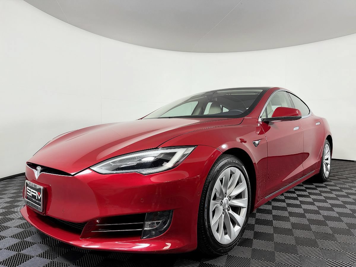 Used 2018 Tesla Model S 100D AWD/4WD image 2