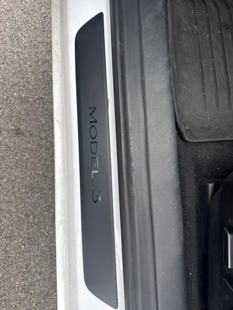 Used 2023 Tesla Model 3 Standard Range RWD image 22