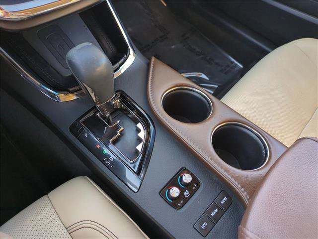 Used 2016 Toyota Avalon Limited w/ Toyota Safety Sense Package FWD image 12