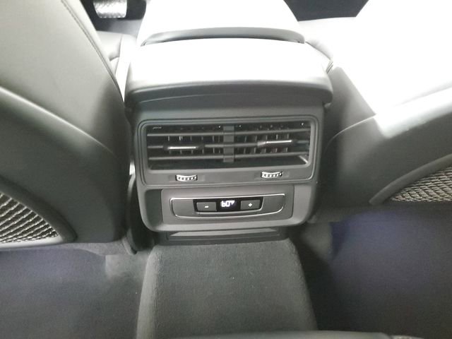 Used 2021 Audi Q7 3.0T Premium Plus image 16